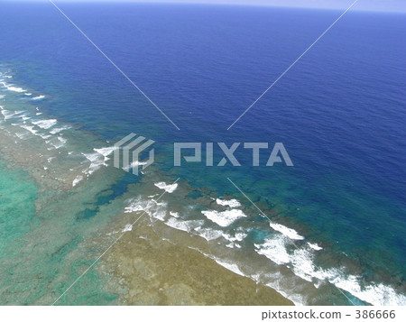 沖繩航空照片〜主島南部的海 386666