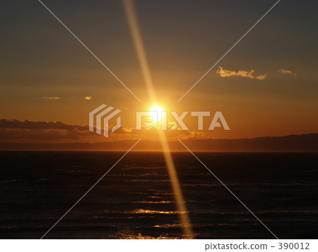 Sunset on Enoshima Sunset on Enoshima 390012