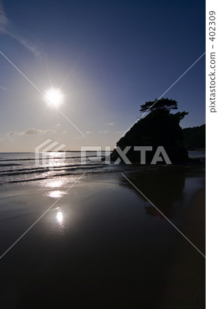 The beach where the gods gathered The beach where the gods gathered 402309