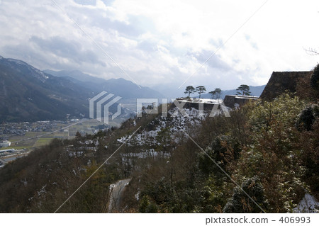 剩下的雪的山城堡,武田城堡廢墟 剩下的雪的山城堡,武田城堡廢墟 406993