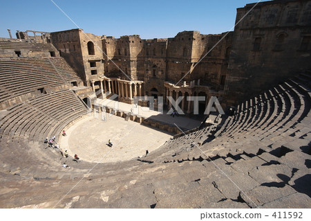 Bosra's Roman Theater 411592
