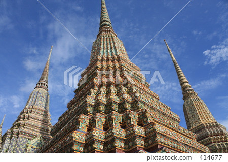 The pagoda of Wat Pho 414677