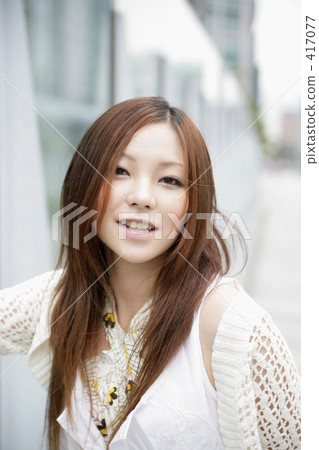 半場時間 半身 人物 417077