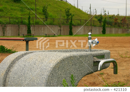 大飲酒的地方 421310