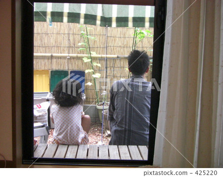 Parent and child 425220