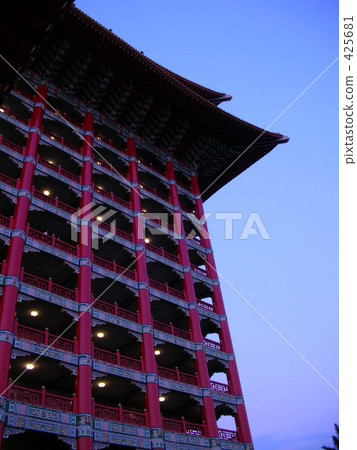 榮山王朝大酒店 425681