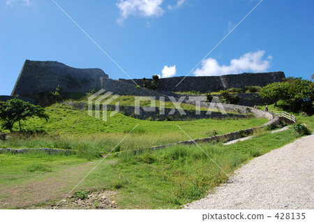 Katsurena城堡廢墟 428135