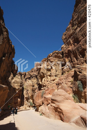 Seek of Petra ruins 428476