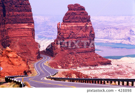 The way to slip through the Utah rock 428898