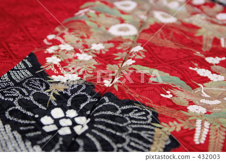 總和 總和 432003