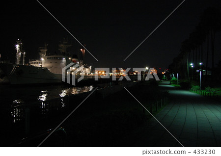 Odaiba night view ship park Odaiba night view ship park 433230