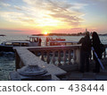 Beautiful sunset 438444