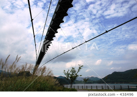 Suspension bridge and autumn sky 438496