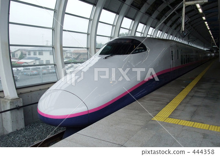 Tohoku Shinkansen Hayate 444358