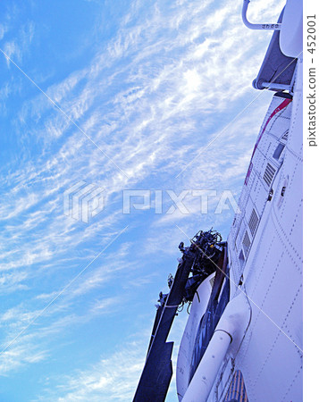 自衛隊直升機和秋雲 自衛隊直升機和秋雲 452001