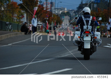 一輛摩托車 455941