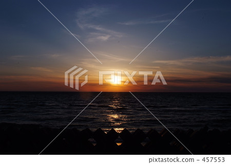 海和落日 457553