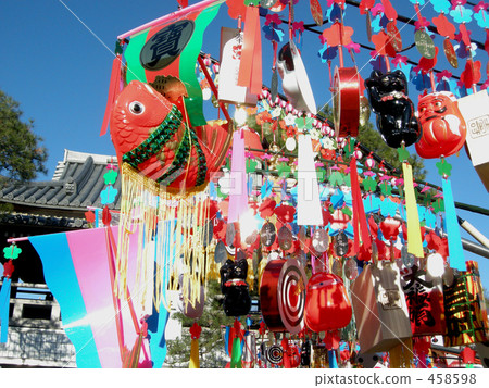 new years decorations, image with the sky as the background, akishima city 458598