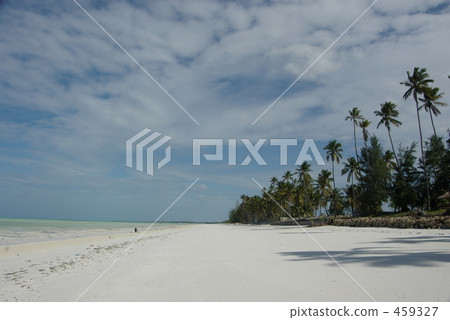 Paje's sandy beach 459327