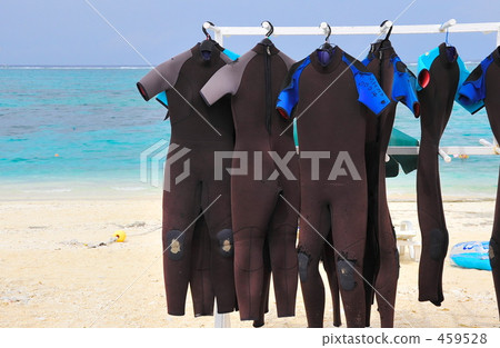 wetsuit 459528