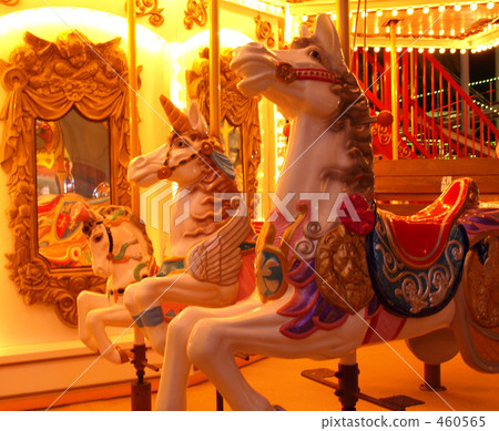 夜晚的旋轉木馬2 夜晚的旋轉木馬2 460565