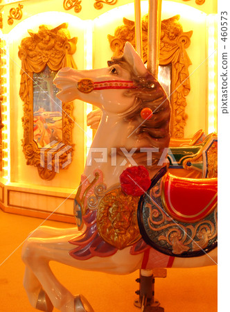 夜晚的旋轉木馬1 460573