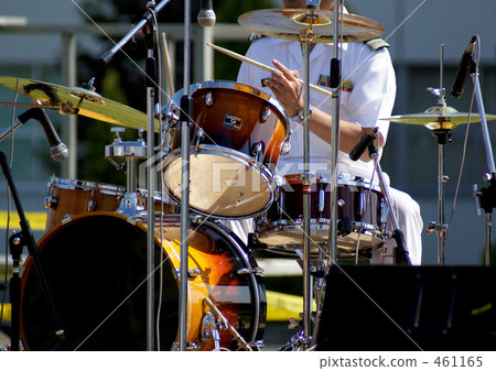 Formal drummer 461165