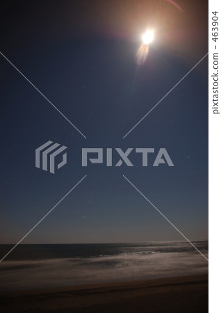 Shining Moon and the Sea 463904