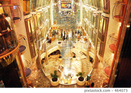 Luxury cruise ship Caribbean cruising 464073