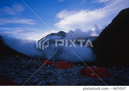 活潑的帳篷村 活潑的帳篷村 465097