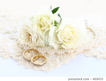 白玫瑰和結婚戒指＃3 468435