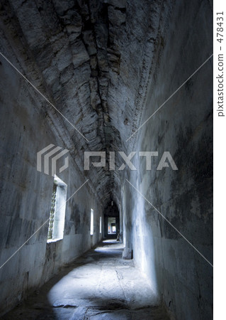 Inject light 478431