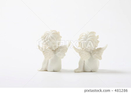 Angel's plaster figure 481286