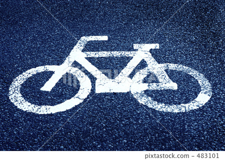 Bicycle crosswalk 483101