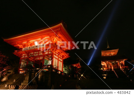 清水寺亮燈 483842