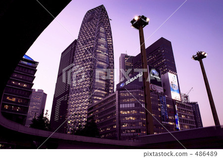 Shinjuku Nishiguchi Station front 486489