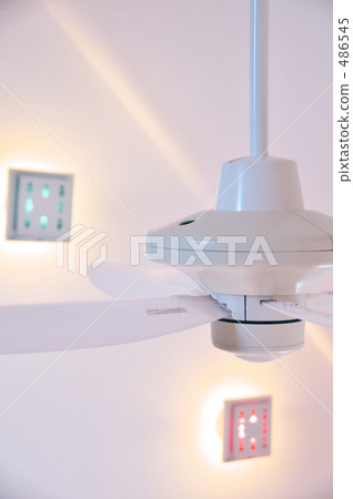 導致風的東西 486545