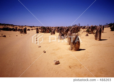 Pinnacles 488263