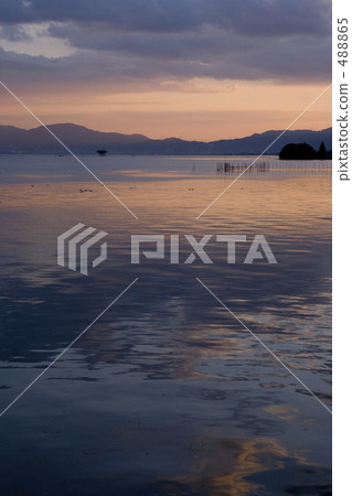 Sunset glow of Lake Biwa Sunset glow of Lake Biwa 488865