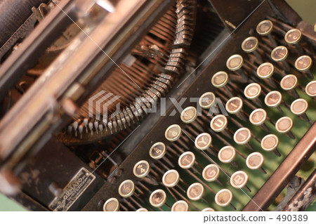 Typewriter: Antique furniture 490389