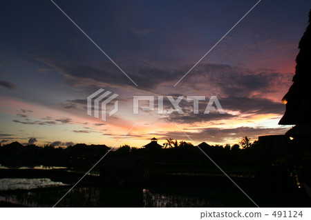Sunset in Bali Sunset in Bali 491124
