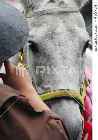 我今天會玩得開心。 我今天會玩得開心。 495724