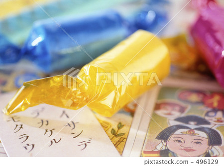 Retro Karuta and Ramune Candy Retro Karuta and Ramune Candy 496129