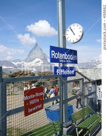 station, train station, clear sky 498662