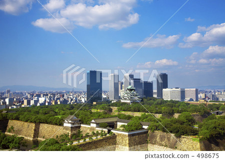 Osaka Castle and neighboring streets 498675