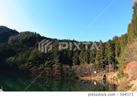 一個湖 一個湖 504373