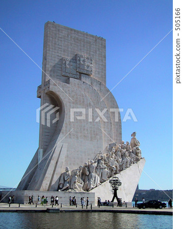 Monument of discovery 505166