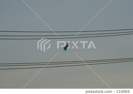 電源線 陰天 多雲 510069