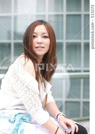年輕女子 年輕女性 少女 513272
