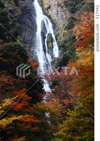 Waterfall 517341